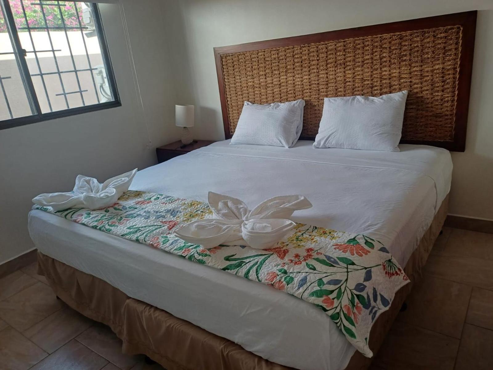 Guest House Playa Flamingo Esterno foto