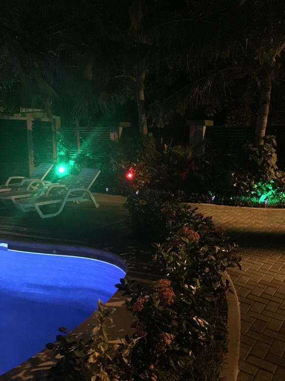Guest House Playa Flamingo Esterno foto