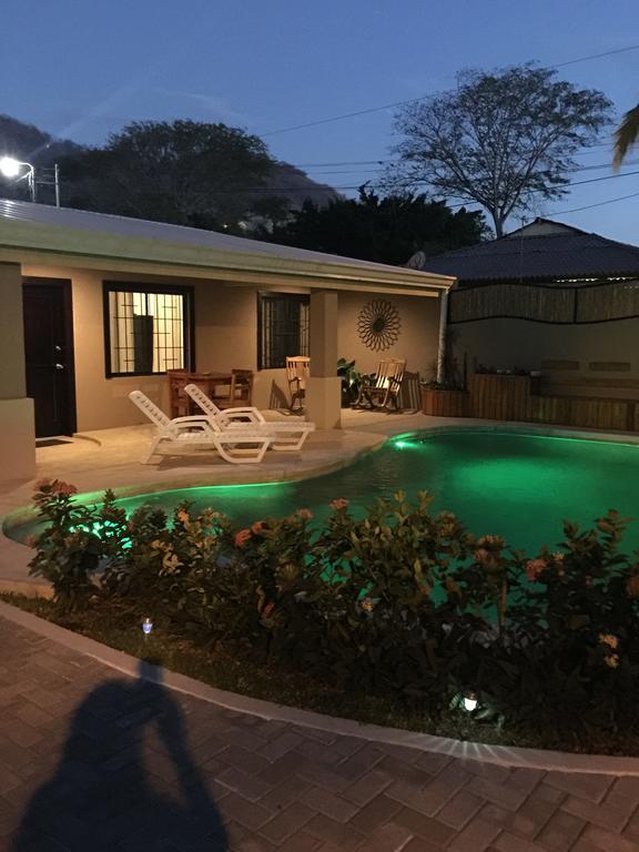 Guest House Playa Flamingo Esterno foto